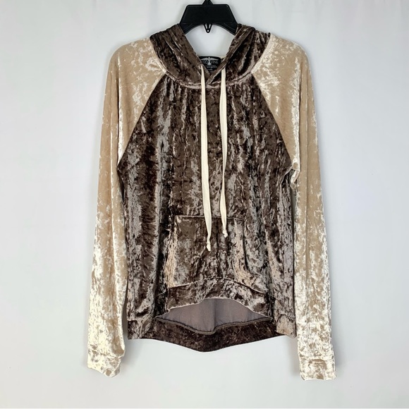 Bird & Vine Velvet Pullover - Picture 1 of 11